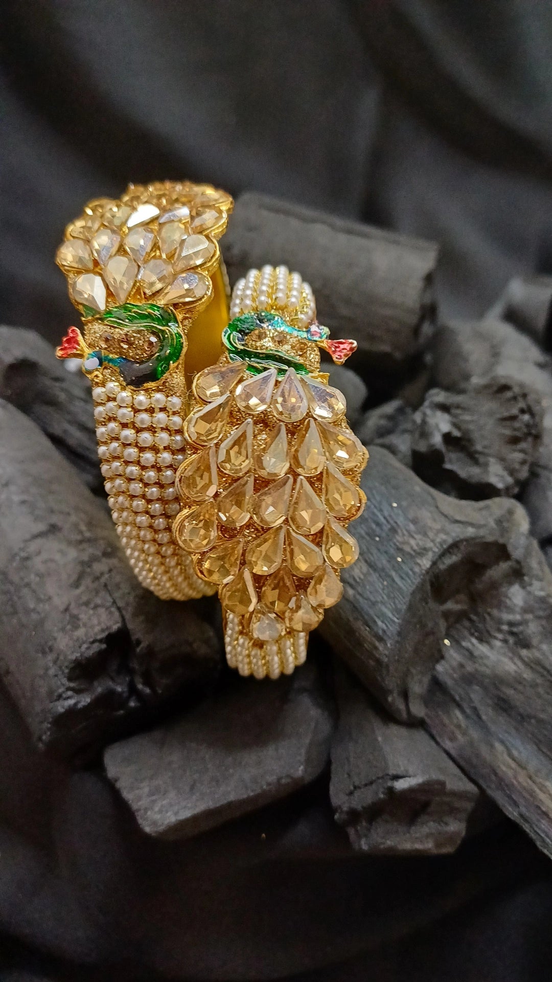 PEACOCK PEARL BANGLES