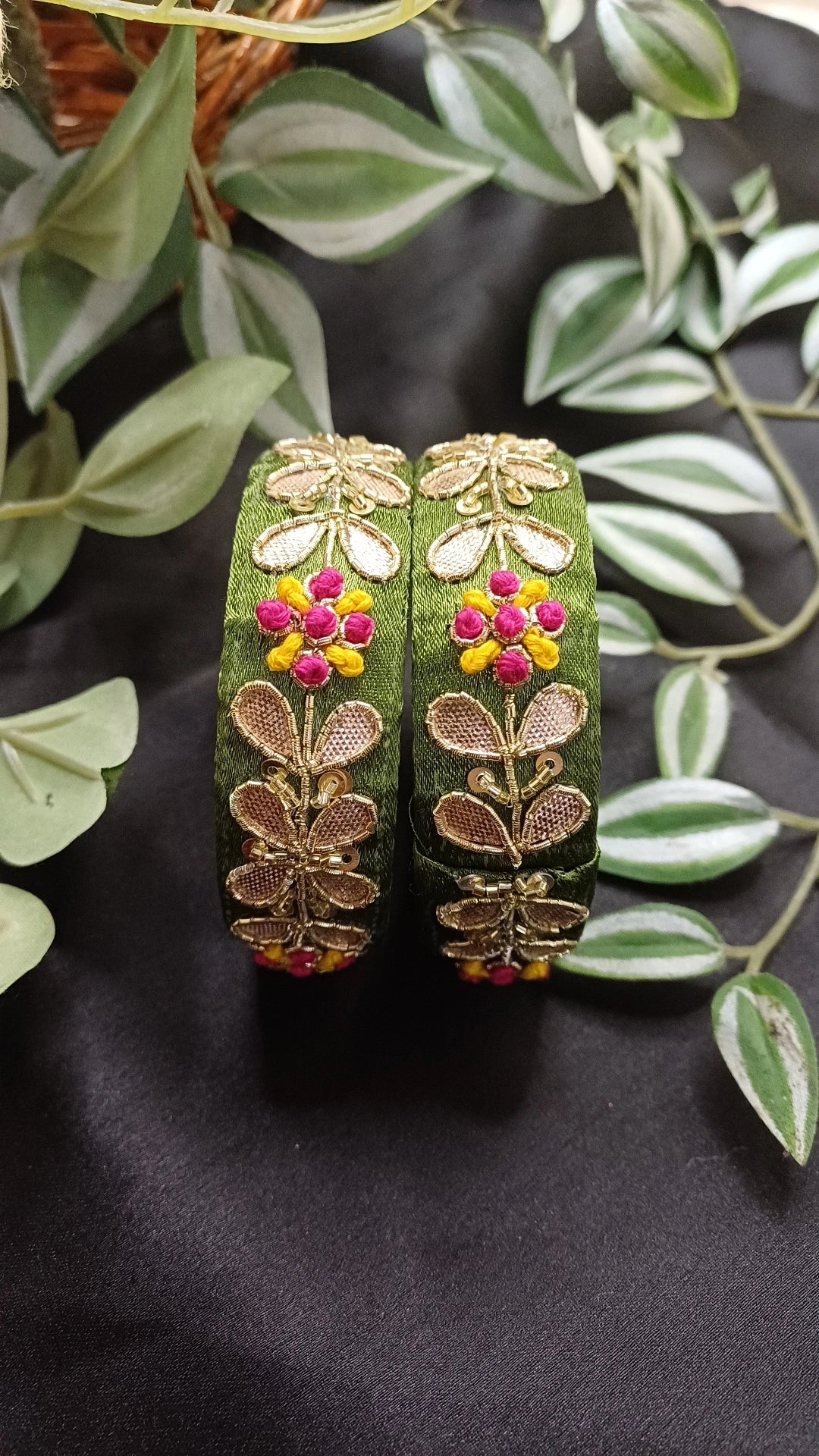 GREEN GOTA BANGLES
