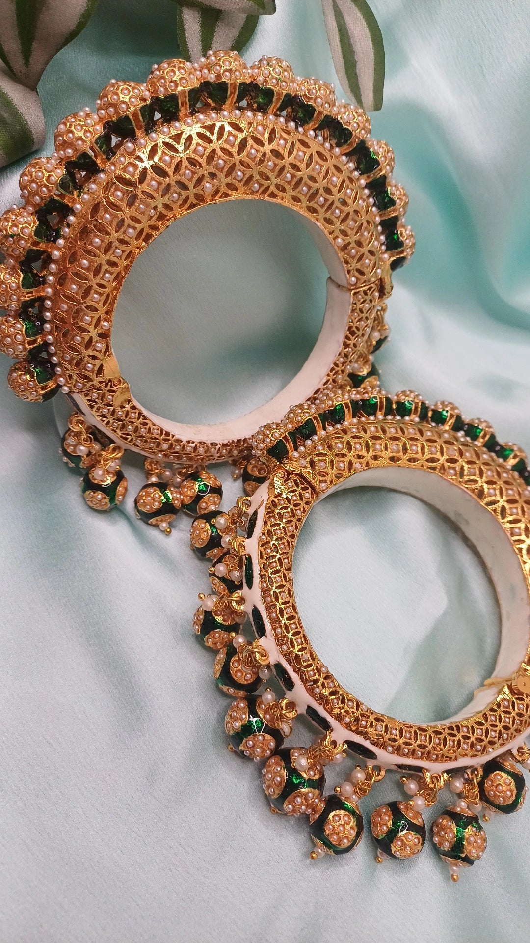 RAJWADI GREEN ROYAL BANGLES