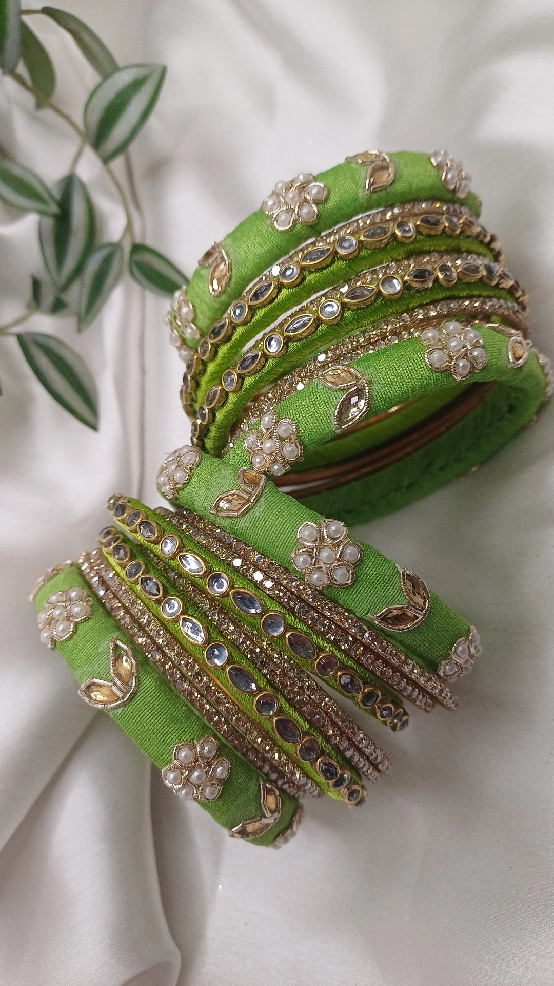 JASHN GREEN . ZARDOZI BANGLES