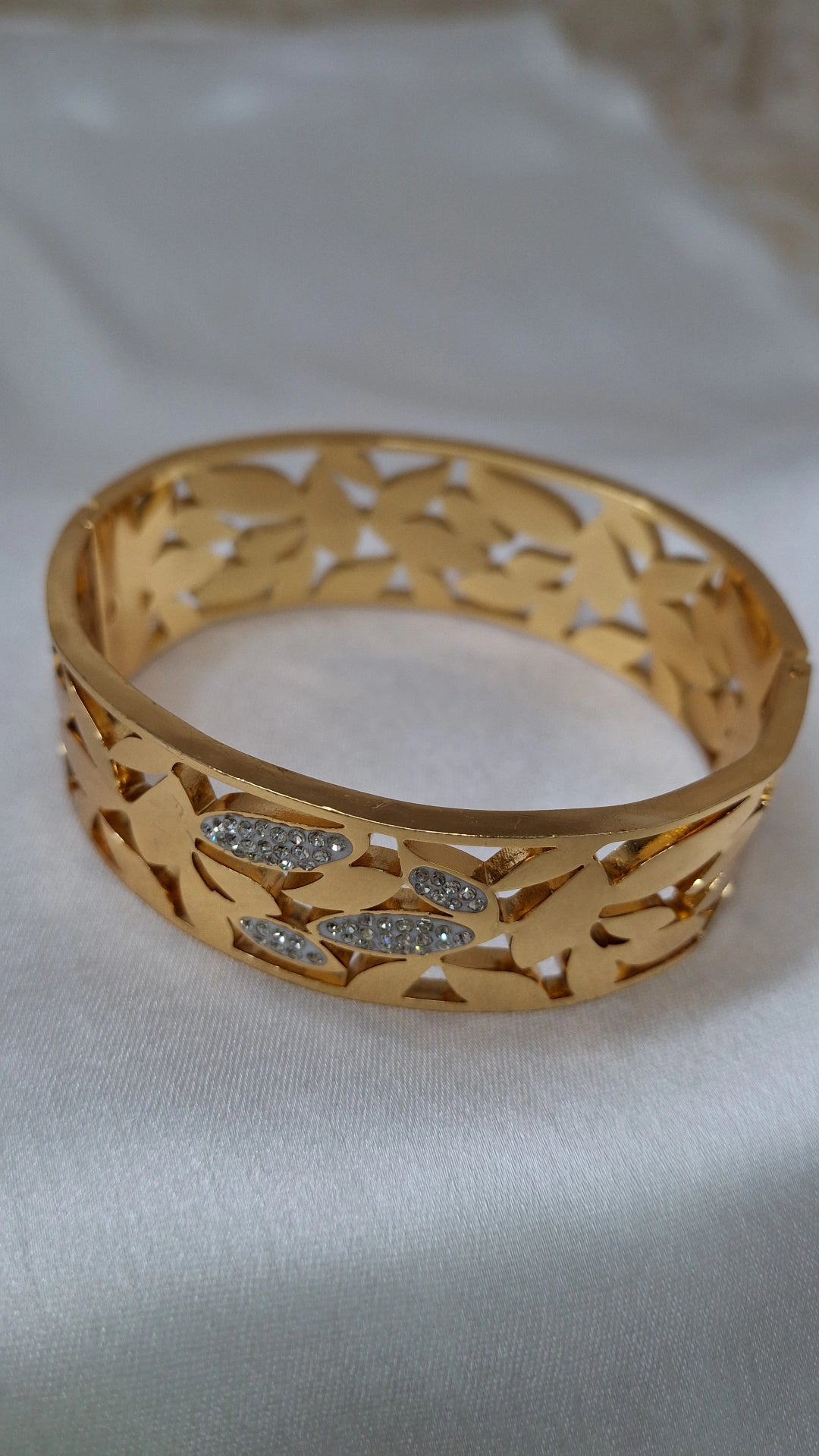 AD GOLD CUFF BRACELET