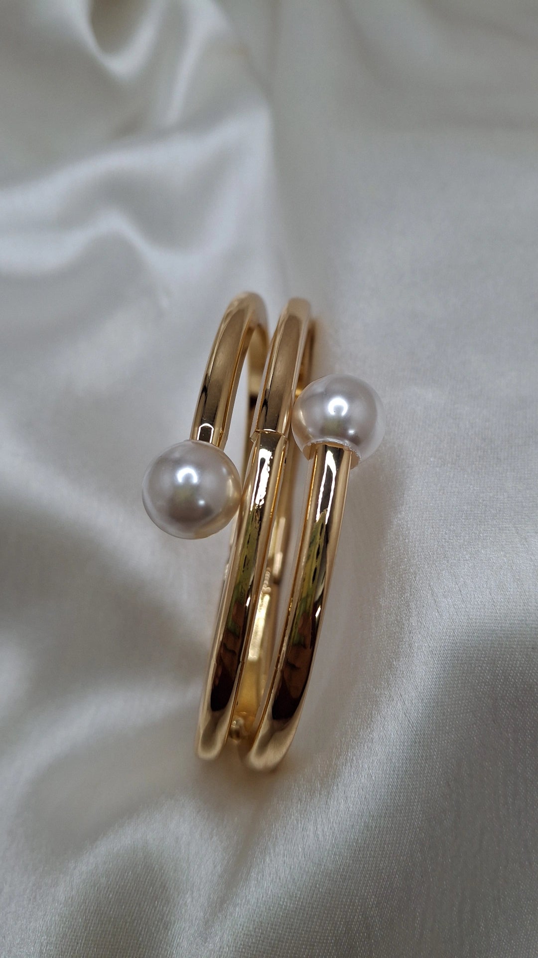 PEARL GOLD CUFF BRACELET