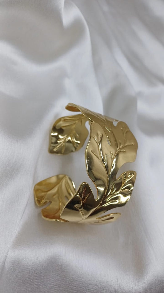 LEAFY GOLD BRACELET