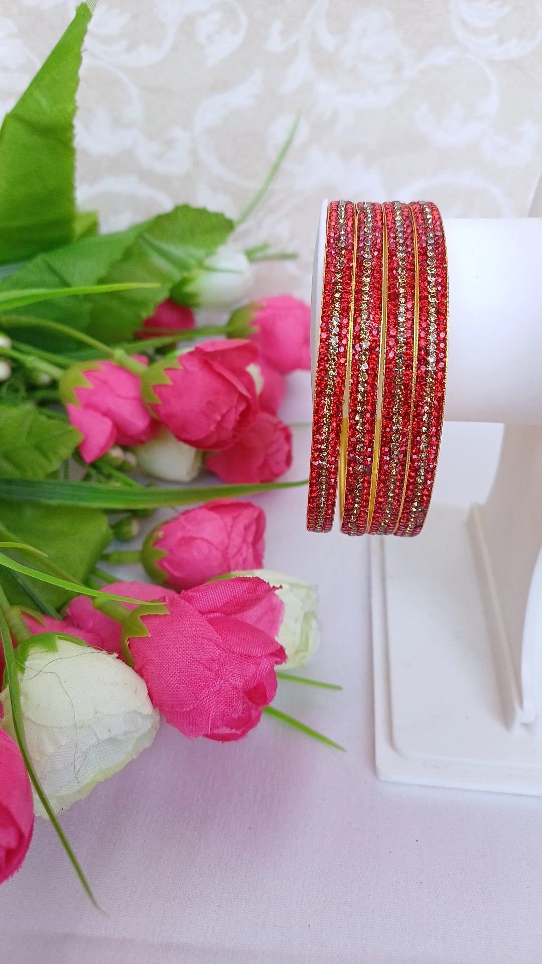 LOVELY FESTIVE BANGLES