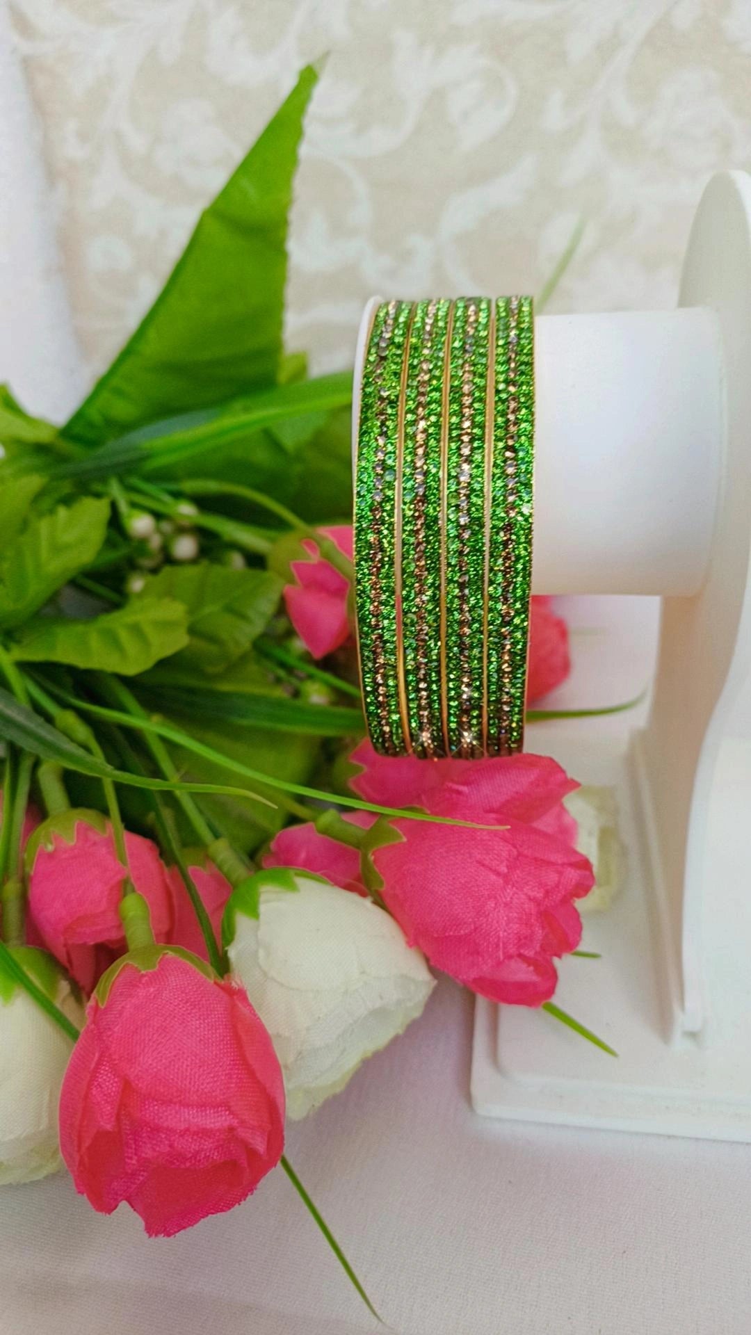 LOVELY FESTIVE BANGLES