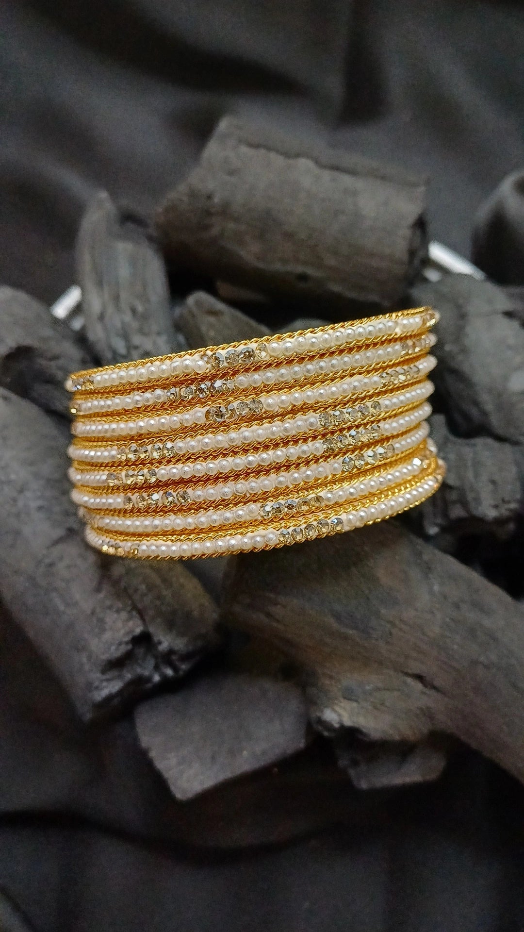 AKSHARA PEARL BANGLES