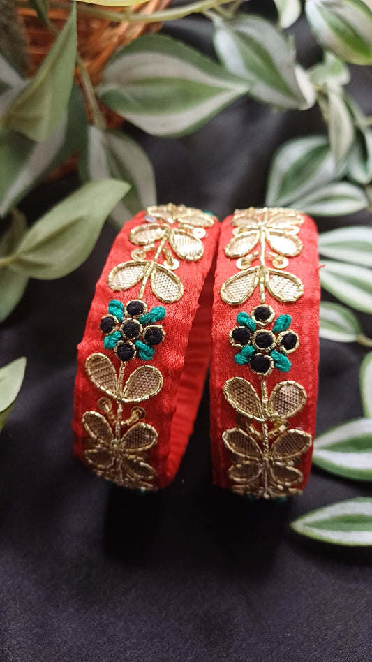 RED GOTA BANGLES