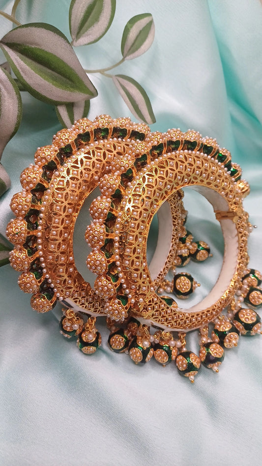 RAJWADI  GREEN ROYAL BANGLES