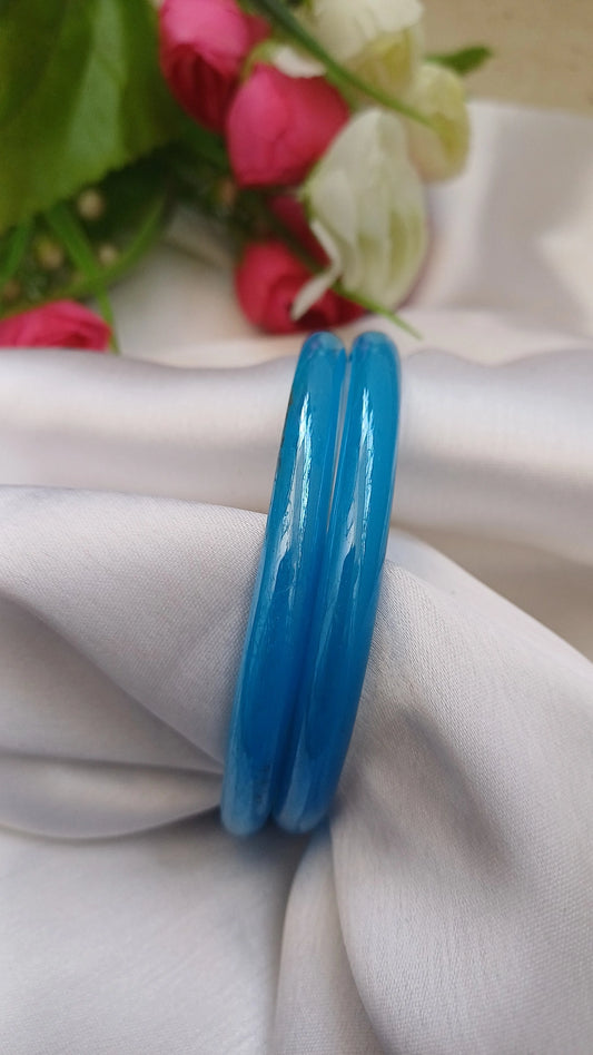 BLUE SHINY GLASS BANGLES