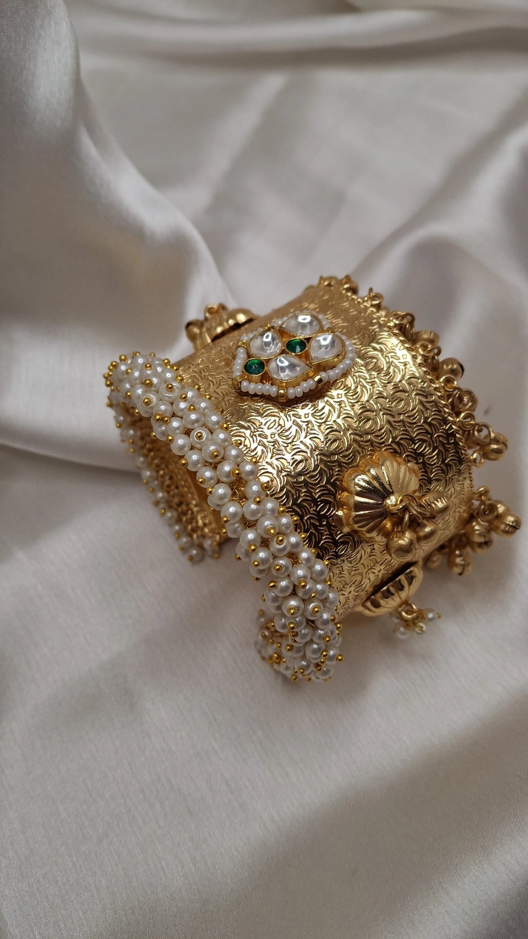 AAVYA ROYAL KADA