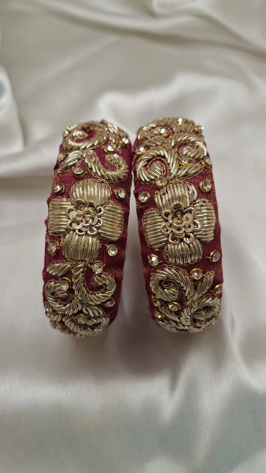 PINKISH GOLD ZARDOZI KANGAN