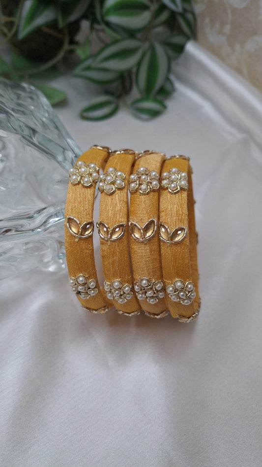EVERGREEN LIGHT YELLOW BANGLES