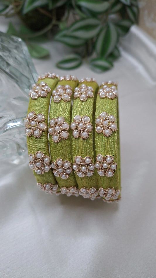 EVERGREEN LIGHTGREEN BANGLES