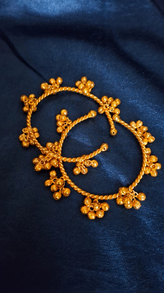 GHUNGROO BANGLES